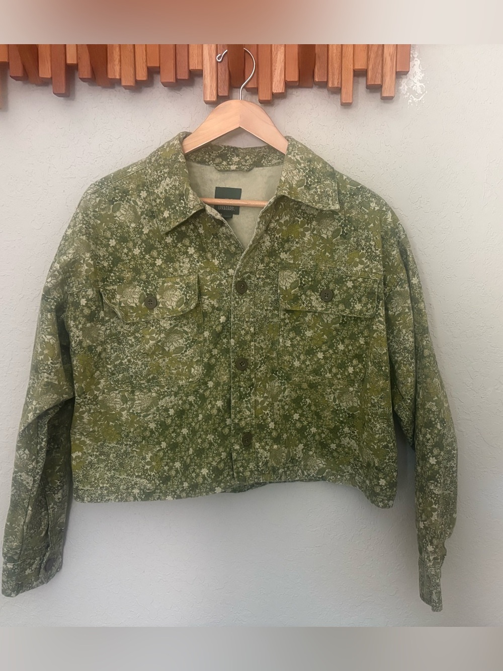 wild fable Olive Green floral oversized cropped jacket size medium